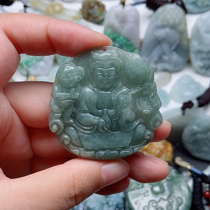 翡翠未镶嵌颈饰111