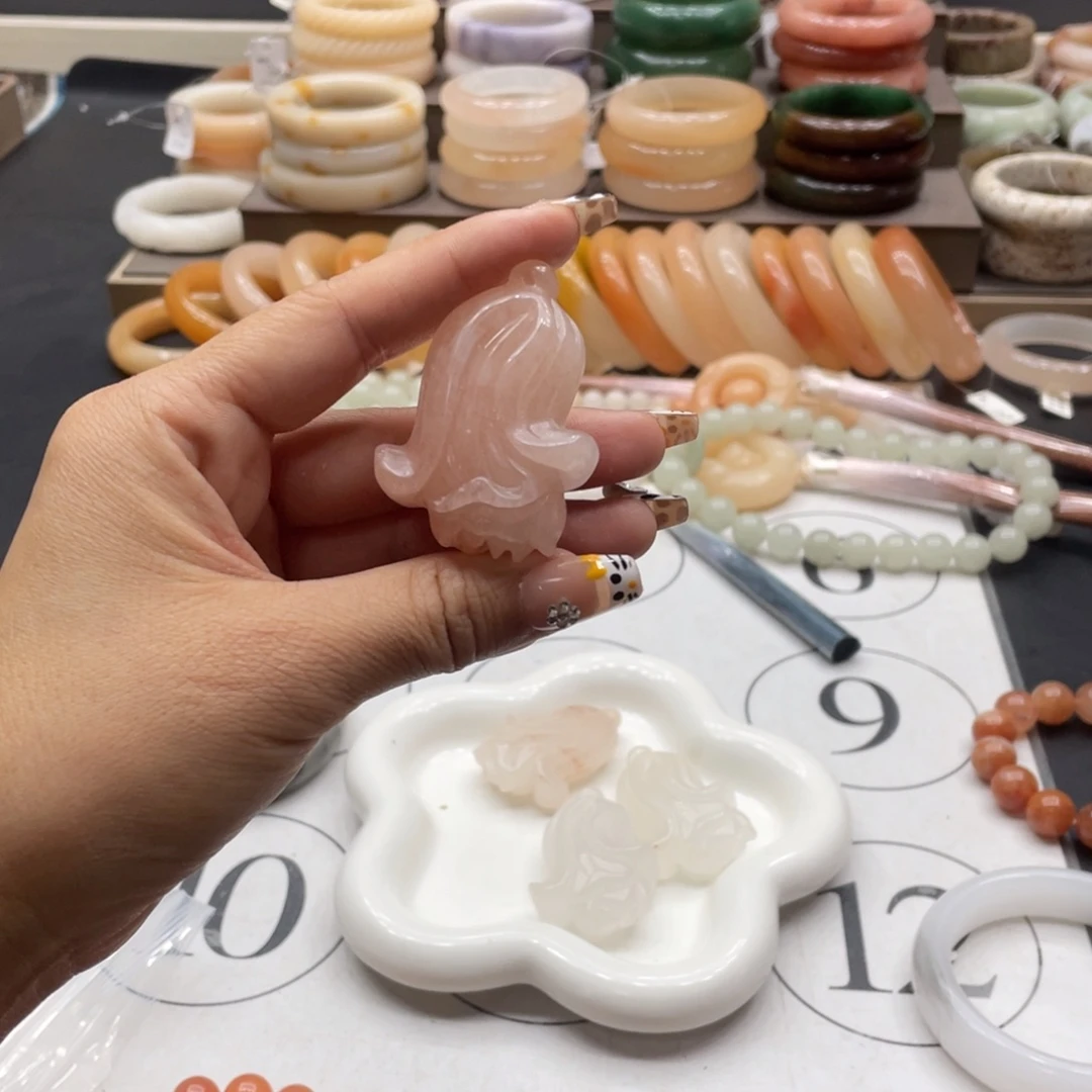 石英岩玉手镯未镶嵌甜*圈