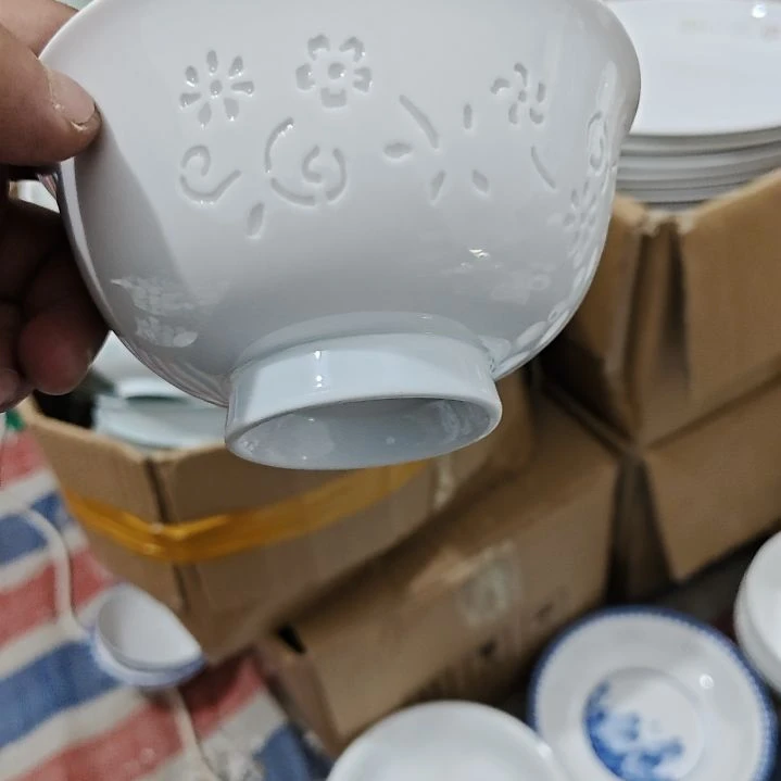 瓷青瓷玲珑白色5寸吃饭碗6个微瑕疵