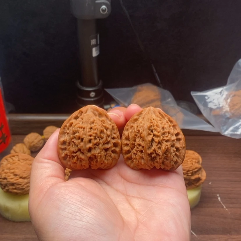 【闪购商品】吊坠文玩核桃40尺南酱石