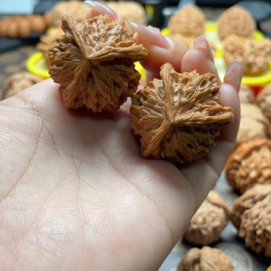 把件桃核36盘山三棱