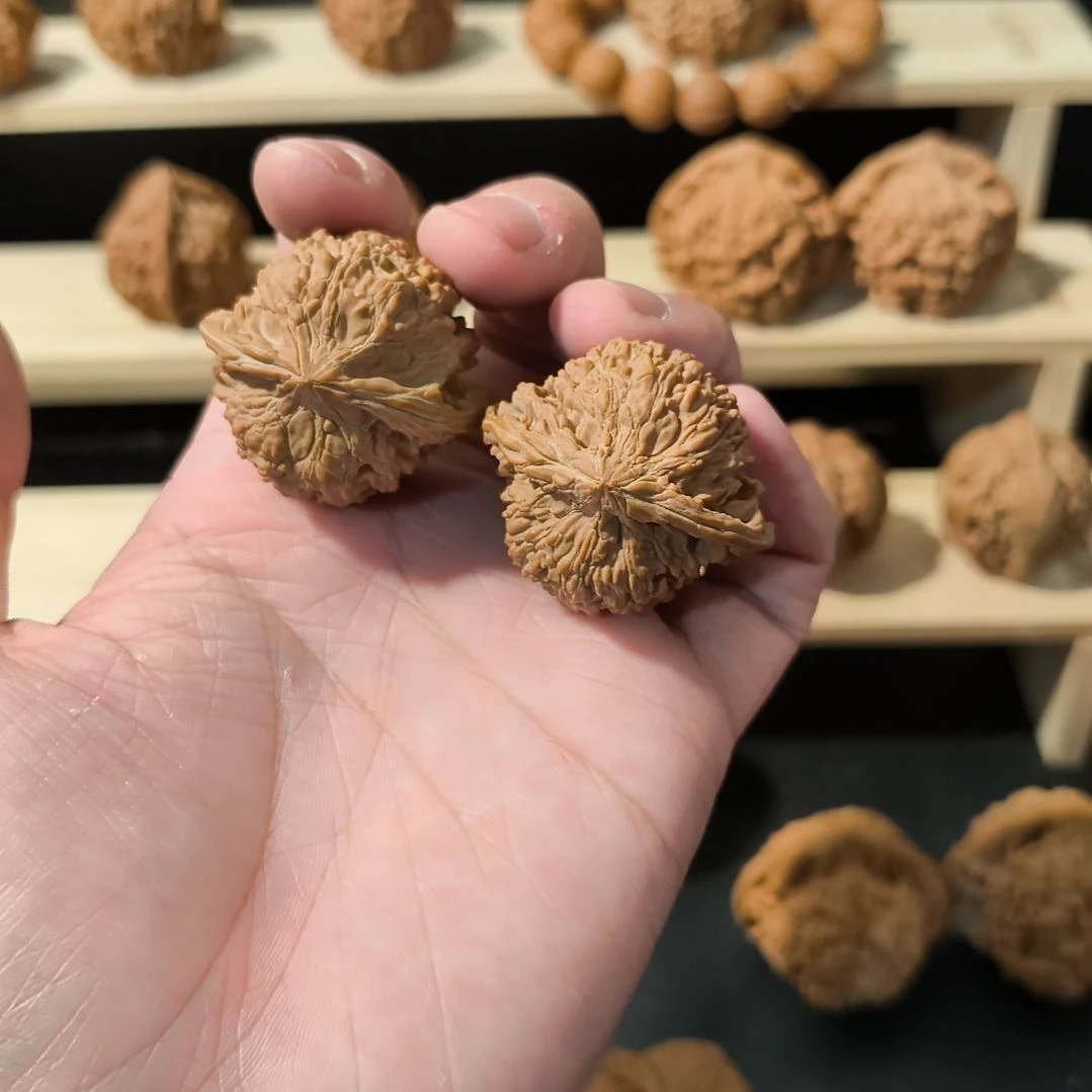 吊坠文玩核桃40满天星