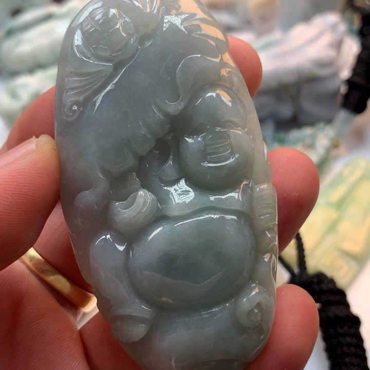翡翠未镶嵌颈饰保真天然a货翡翠