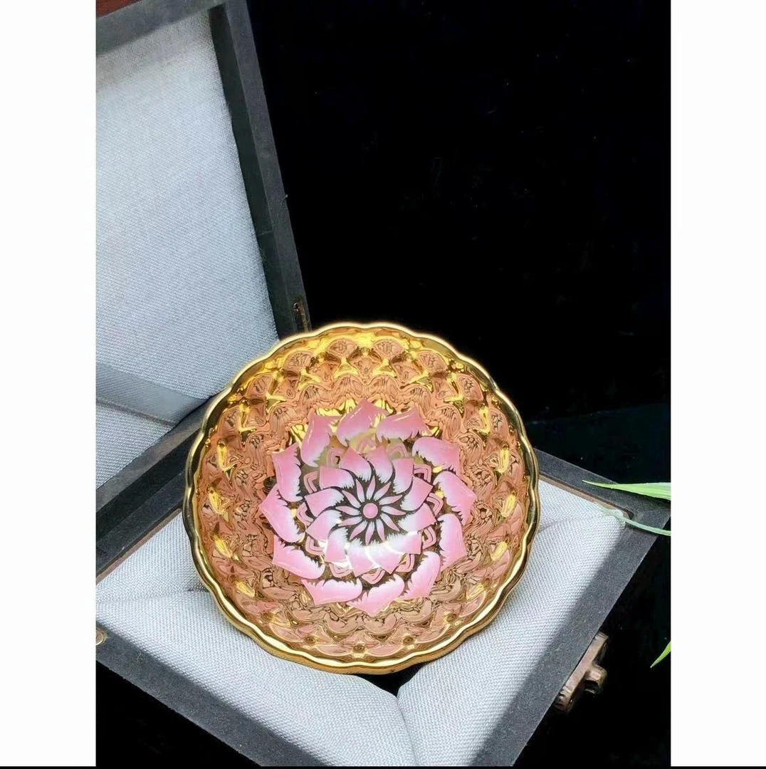 金粉花开富贵金莲主人杯