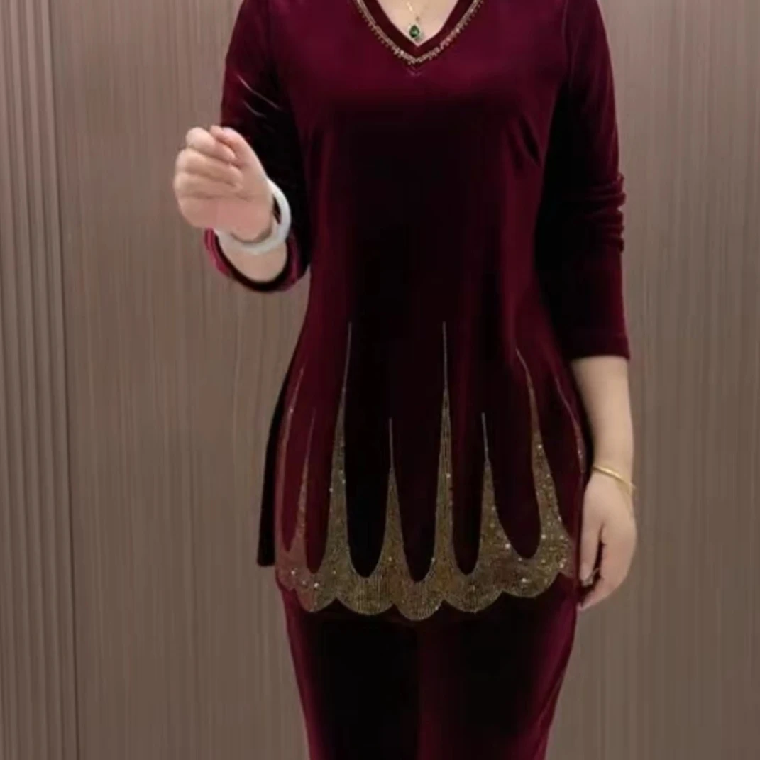 亮钻植绒套装(上衣➕裤子）新款时尚洋气减龄丝绒上衣搭配直筒裤