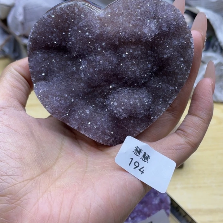 未镶嵌水晶大型摆件（非配饰）