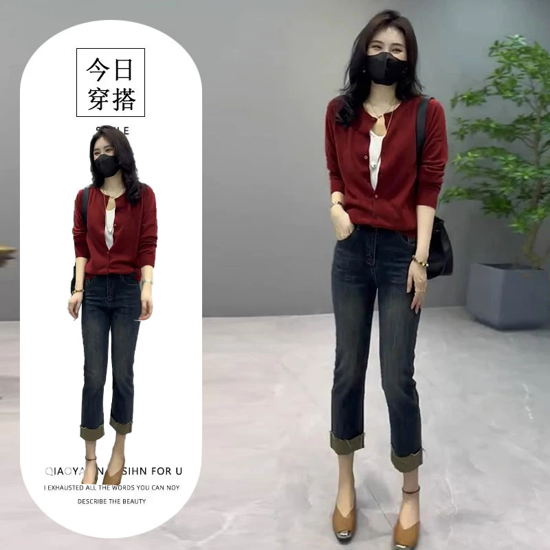 2025早秋穿搭一整套高级感超火减龄气质小香风红色针织衫两件套装