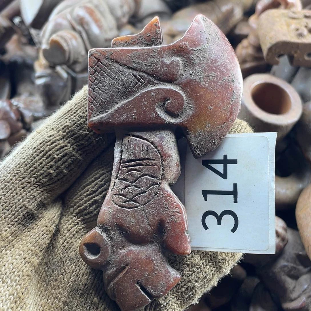 和田玉（糖玉）未镶嵌挂件