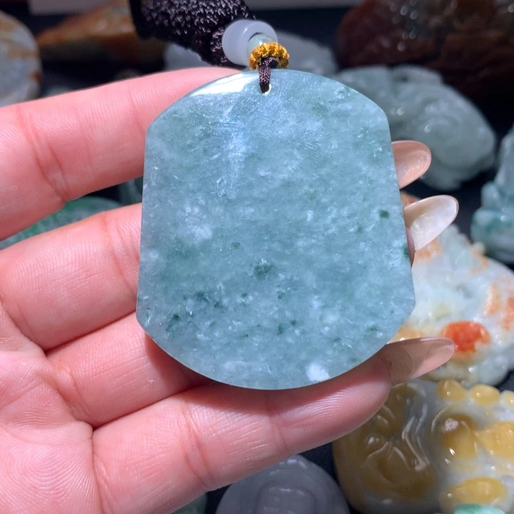 翡翠未镶嵌颈饰保真天然A货翡翠