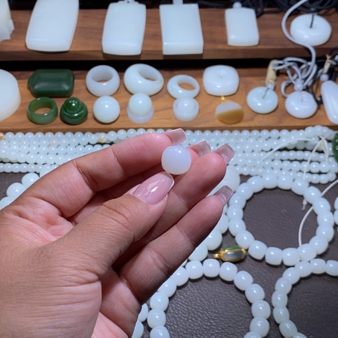 未镶嵌手链和田玉（糖玉）时****木