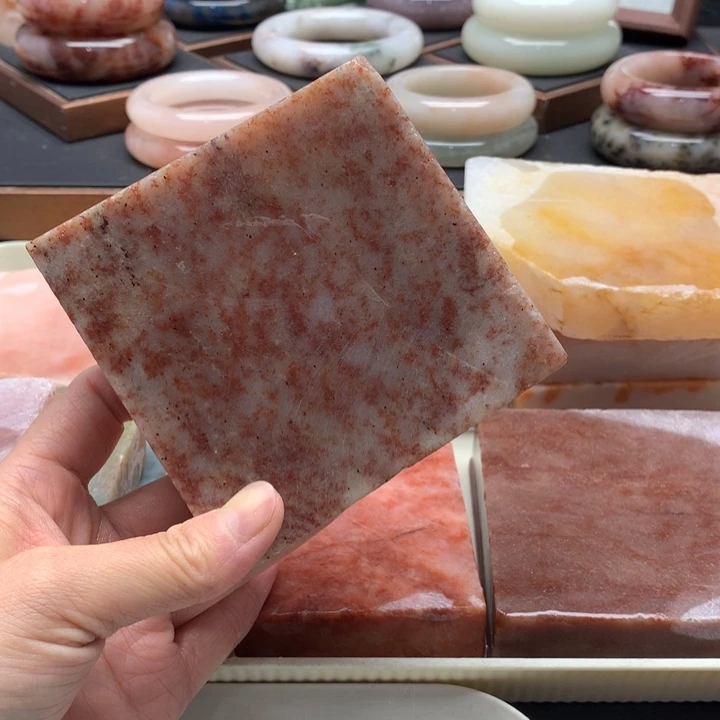 石英岩玉未镶嵌手镯