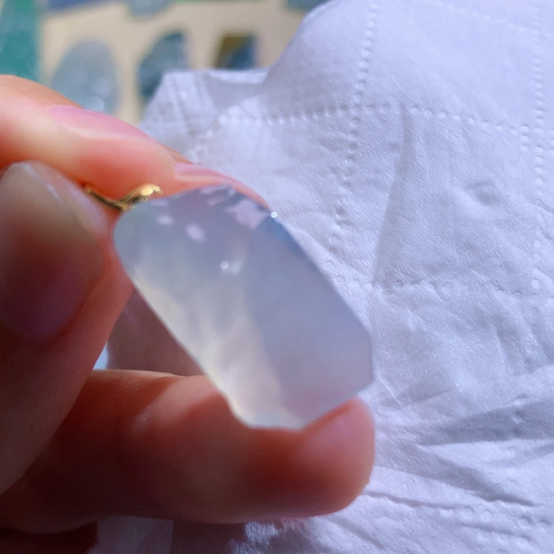 【闪购商品】翡翠未镶嵌吊坠(不含链)