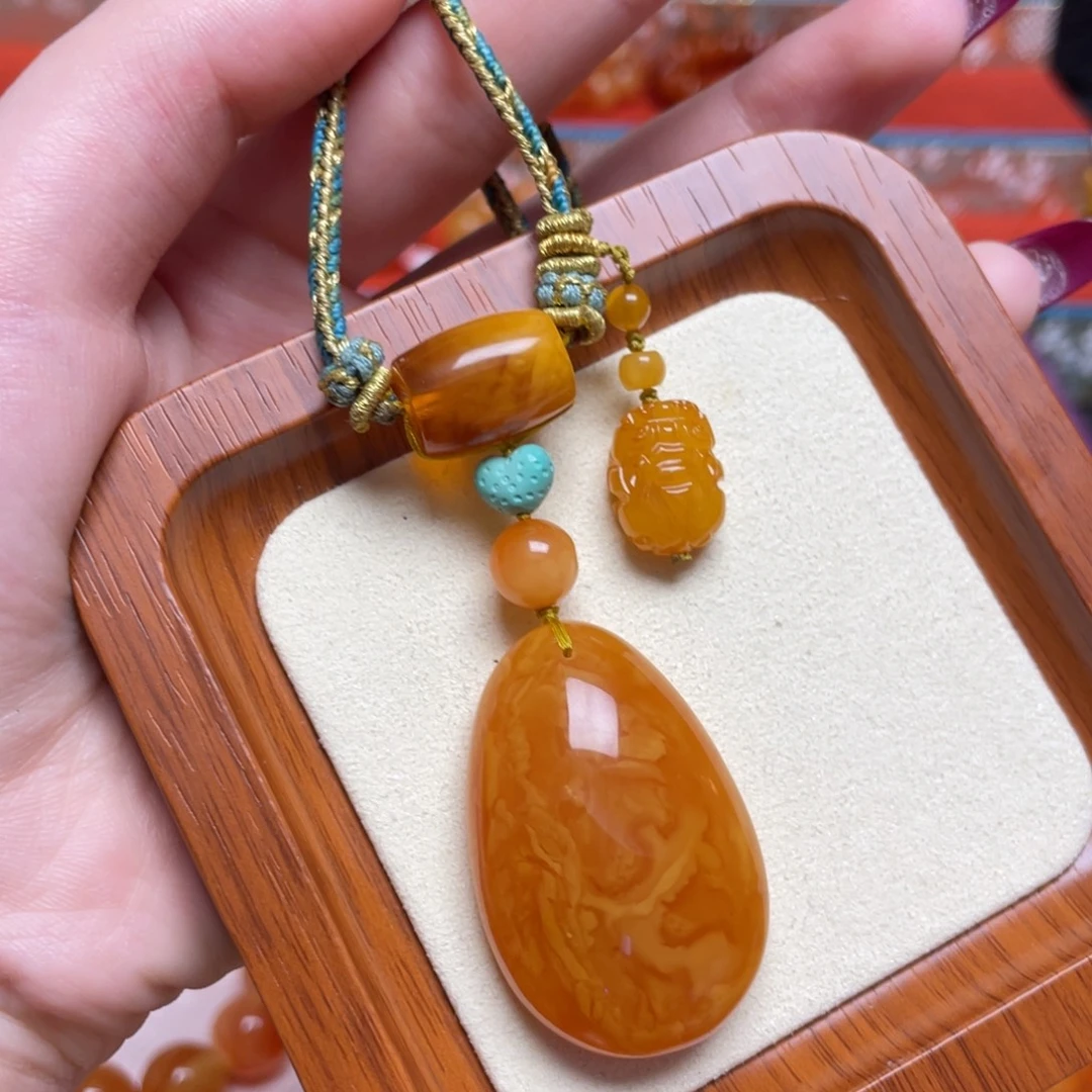 蜜蜡未镶嵌颈饰项链