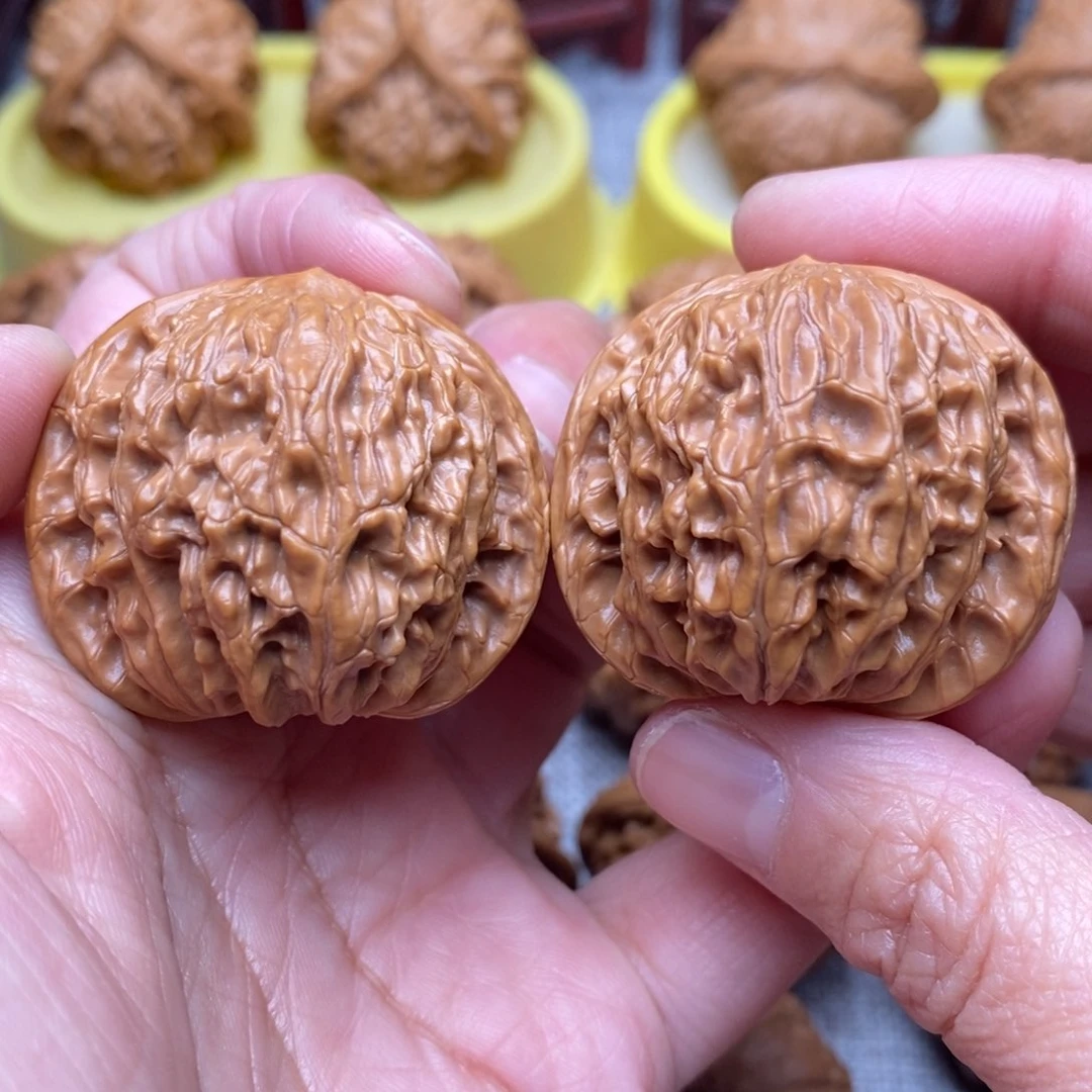 文玩核桃把件毕业山地正磨38尺