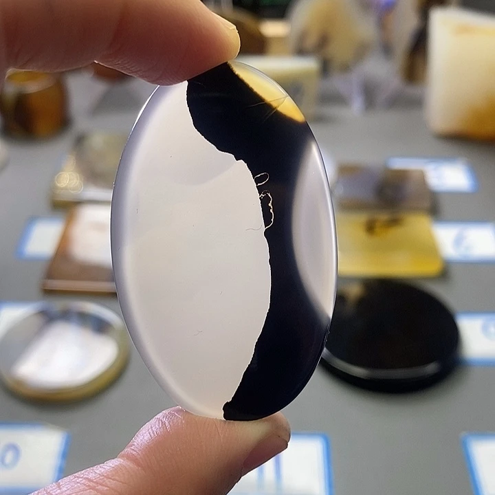 玛瑙/玉髓未镶嵌珠宝半成品228