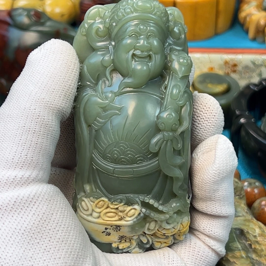 地***地岫岩河磨玉（透闪石质玉）未镶嵌把件