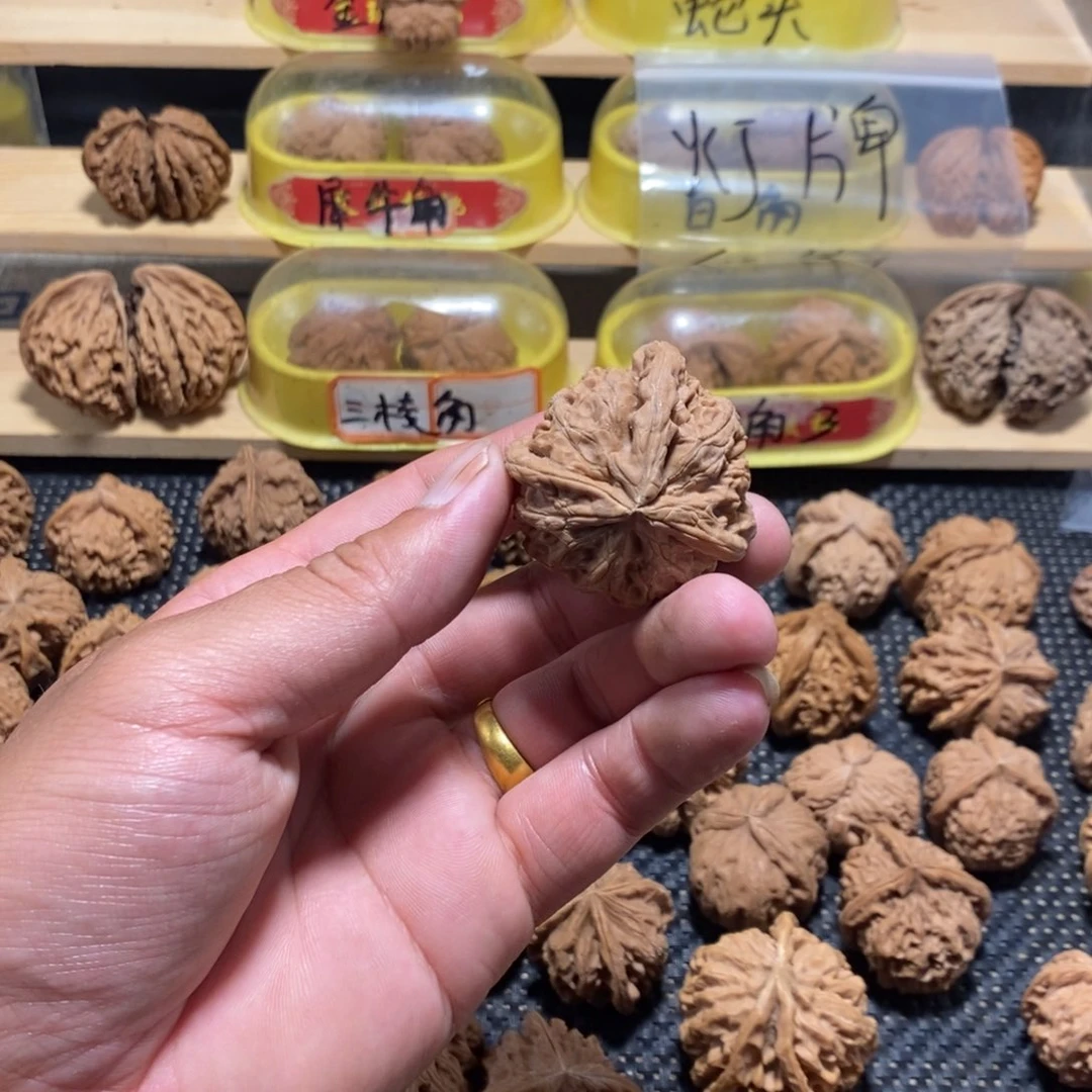 清***人文玩核桃吊坠核桃异形