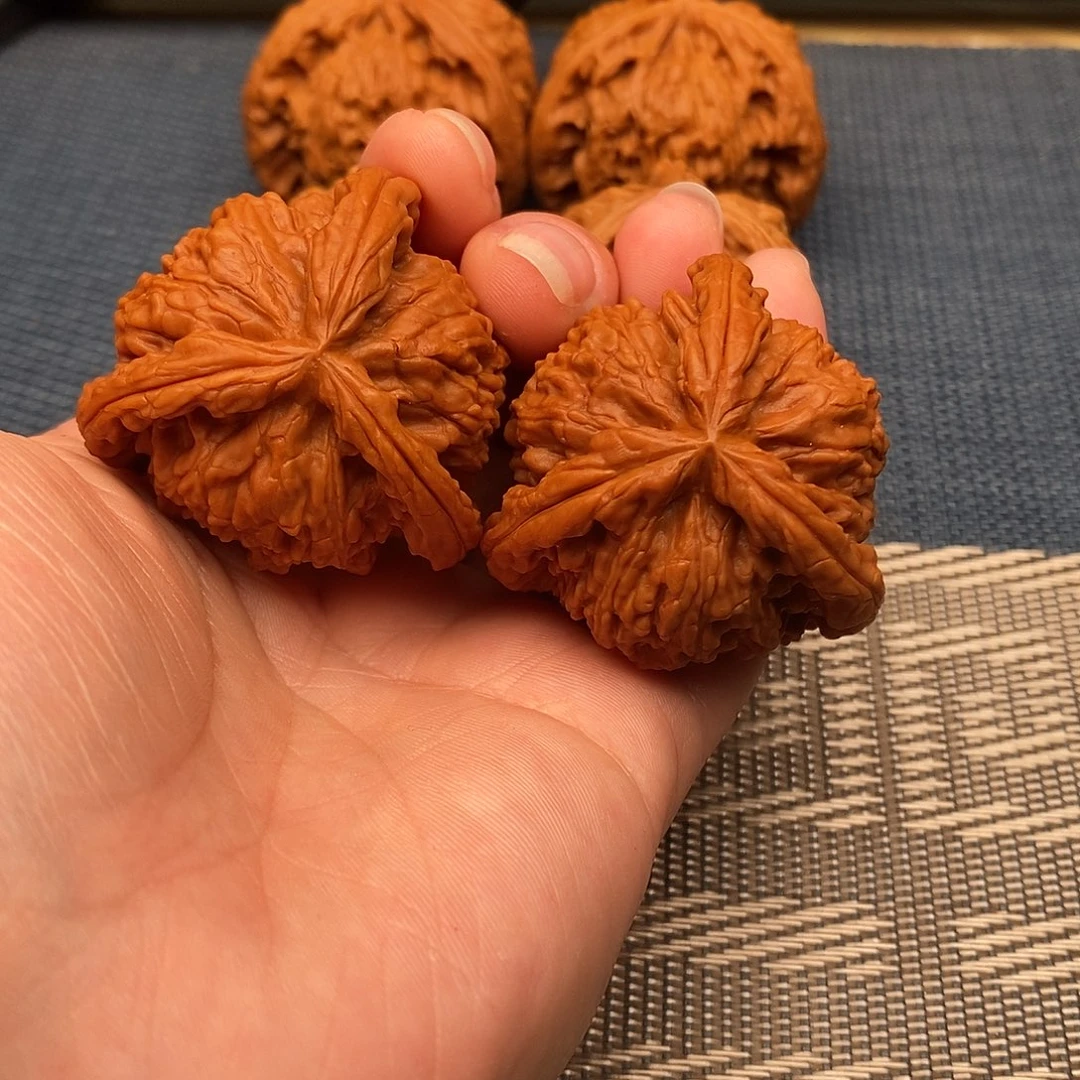 暖***机吊坠文玩核桃三棱