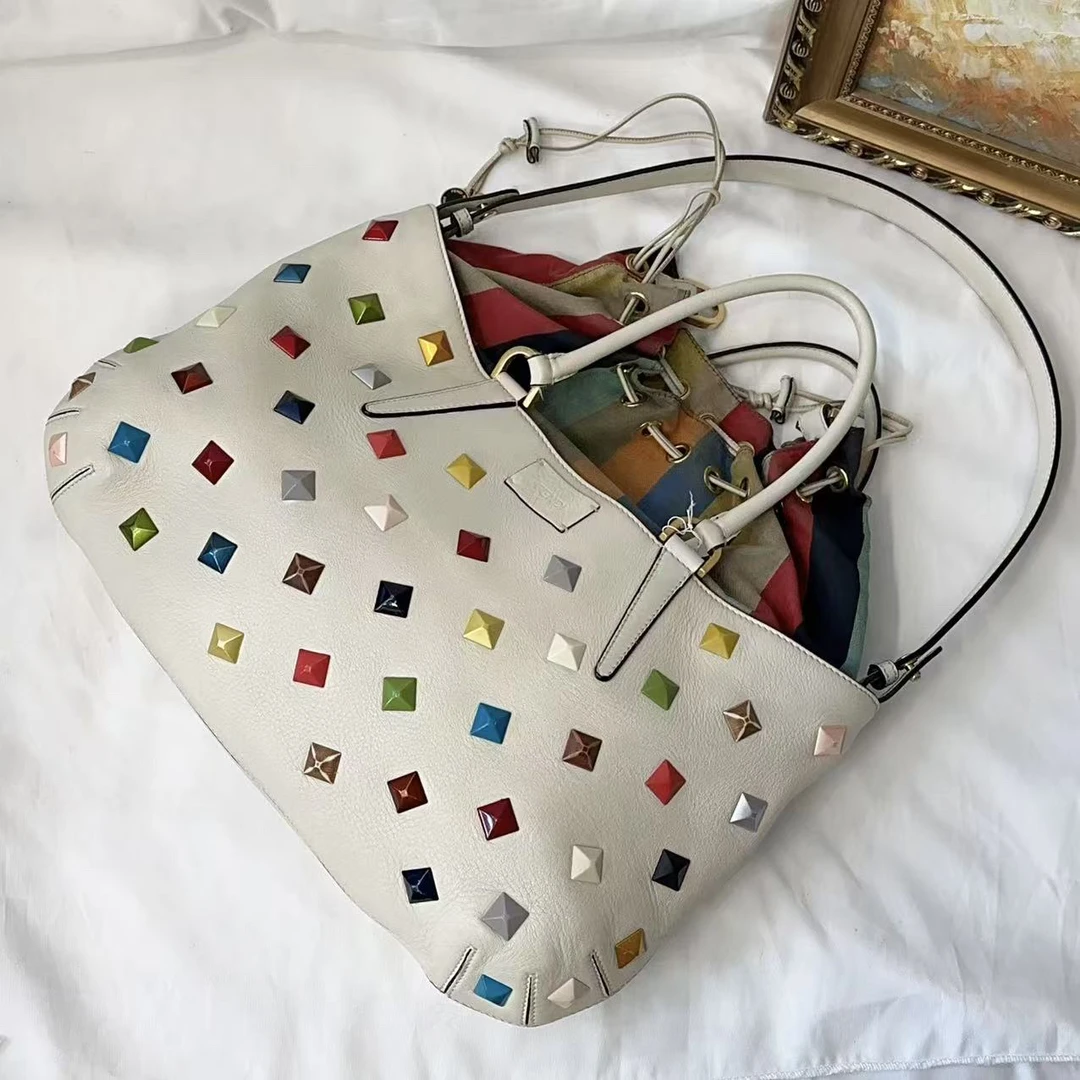 95新 FENDI/芬迪 Fendi小手提包/聪聪