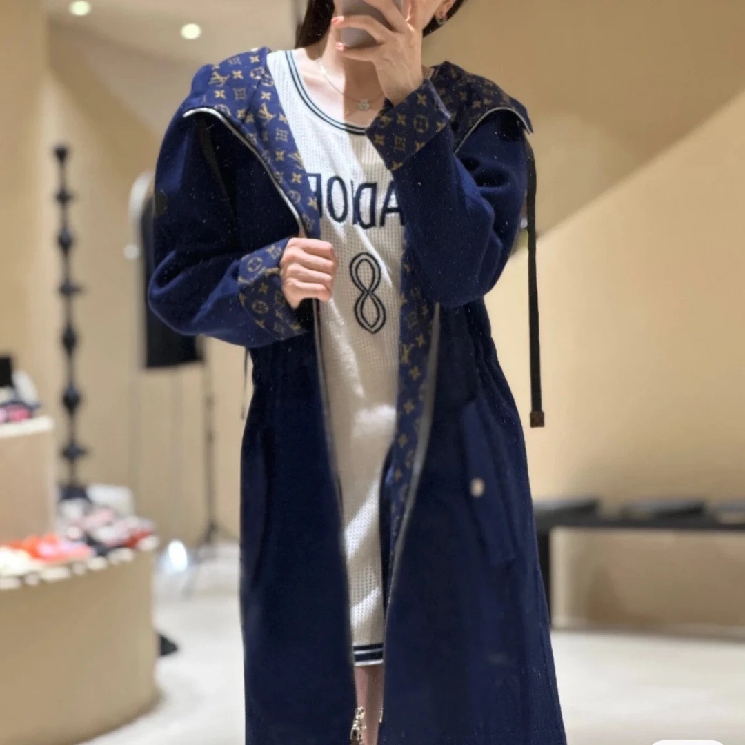 99新 LV 毛呢外套/40码/Xsp32824