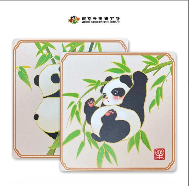 萌趣熊猫杯垫