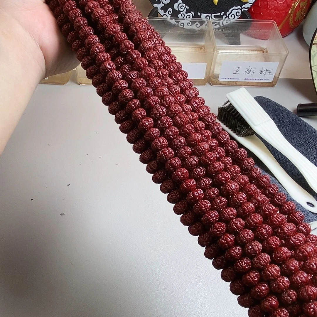 金刚菩提吊坠机刷勿里达老树王