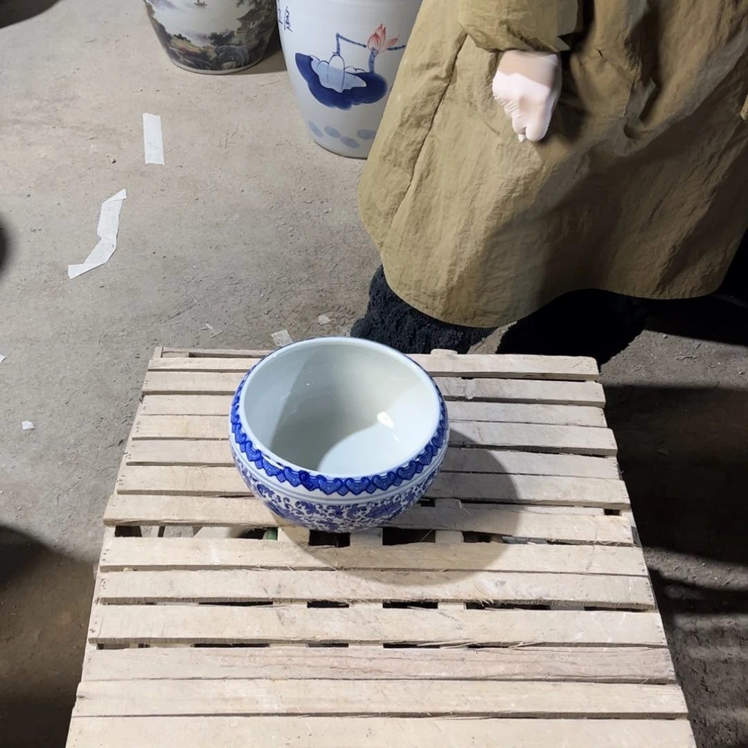 瓷片缠枝莲233333444