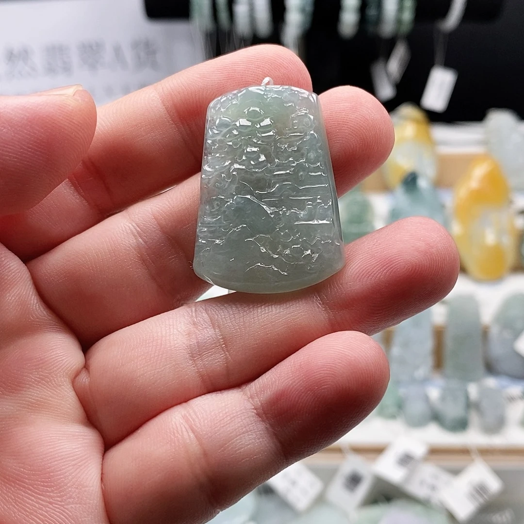 翡翠未镶嵌吊坠(不含链)91山水牌