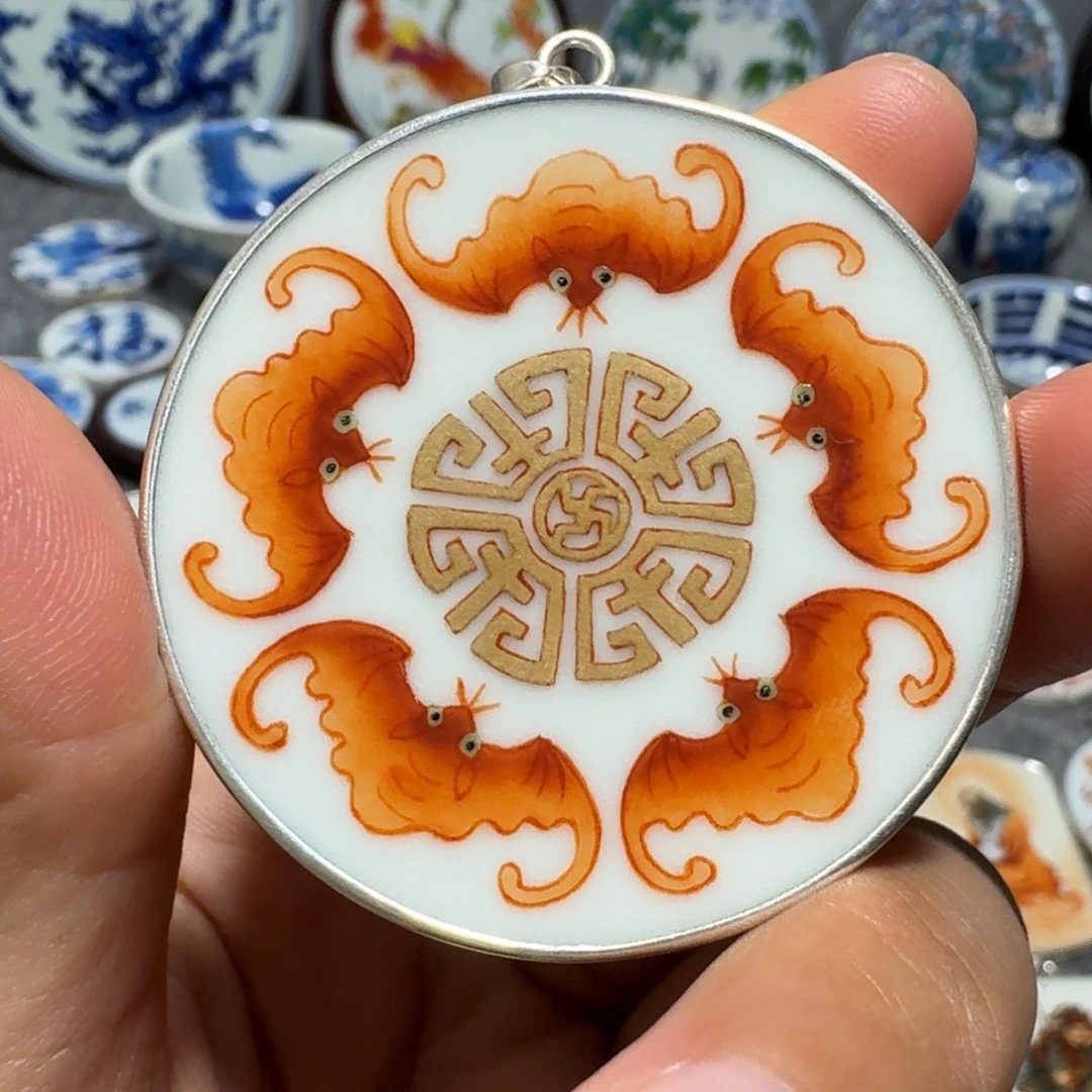 瓷片良*厚精品挂件一个