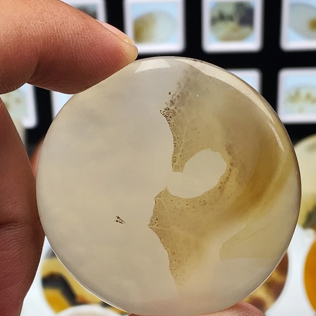 用***3玛瑙/玉髓未镶嵌吊坠(不含链)