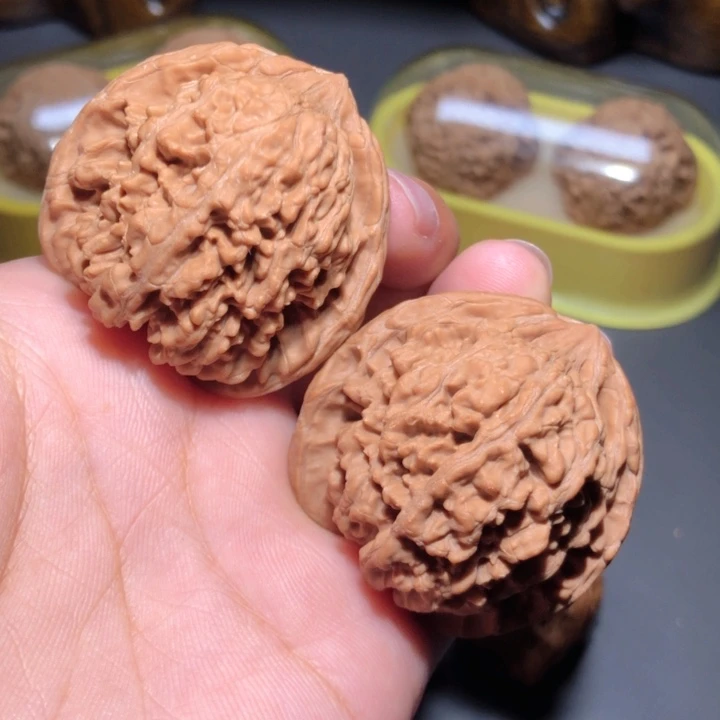 文玩核桃把件41满天星