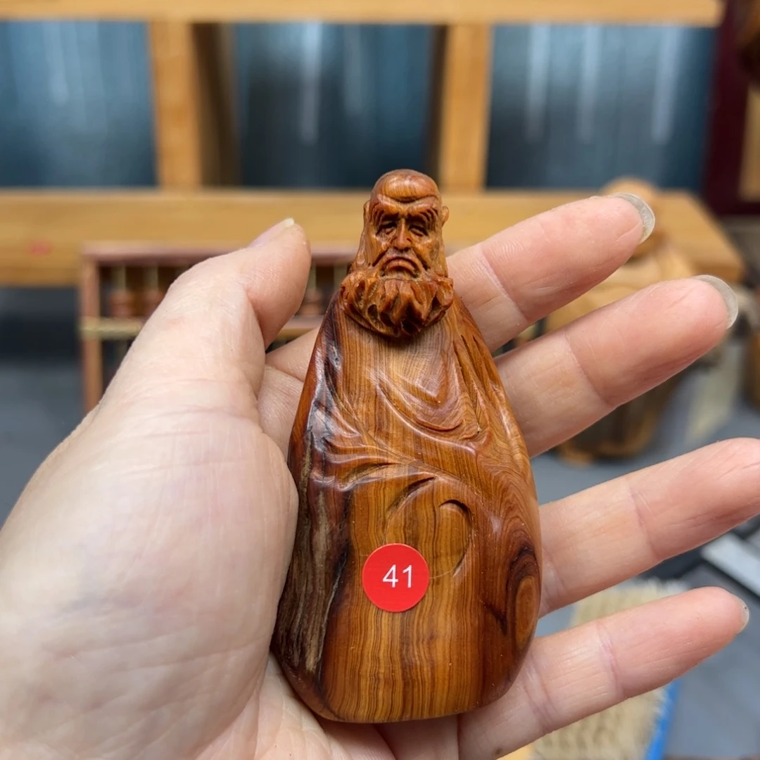 宋***东木崖柏木摆件手把件