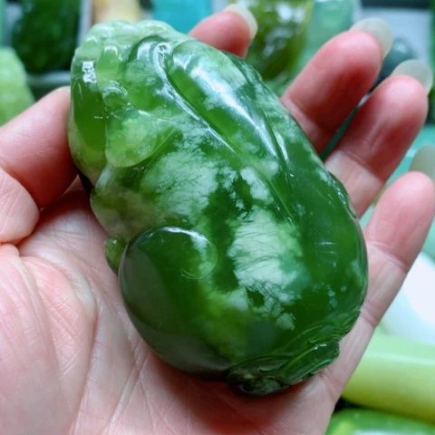 蛇纹石玉未镶嵌手把件