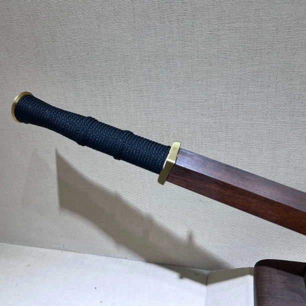 龙影刀剑-光武汉剑蚁木花纹钢黄铜装未开刃
