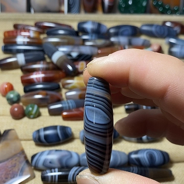 玛瑙/玉髓合金颈饰