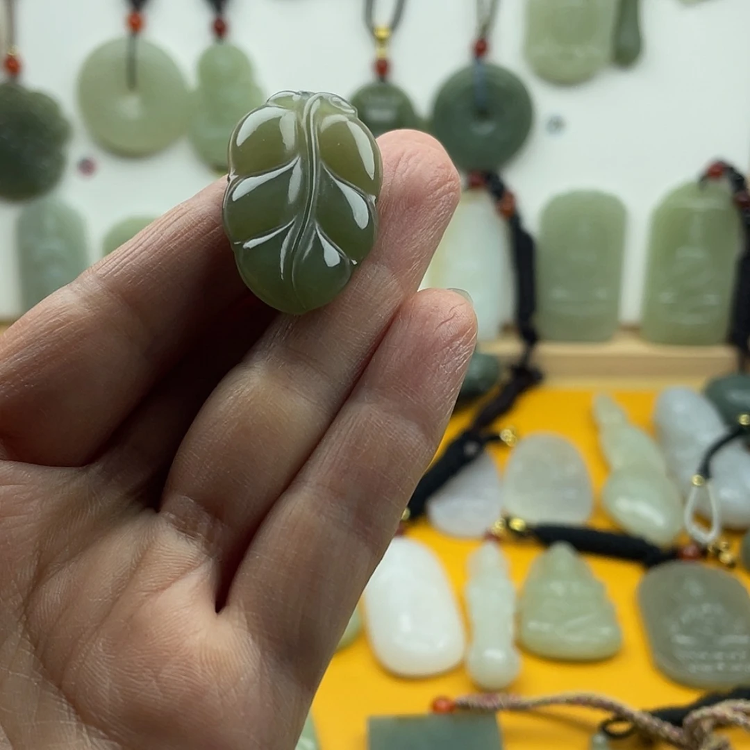 【闪购商品】立体金枝玉叶吊坠