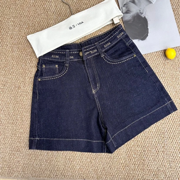 薇莎8695【现货】数字腰弹力牛仔短裤