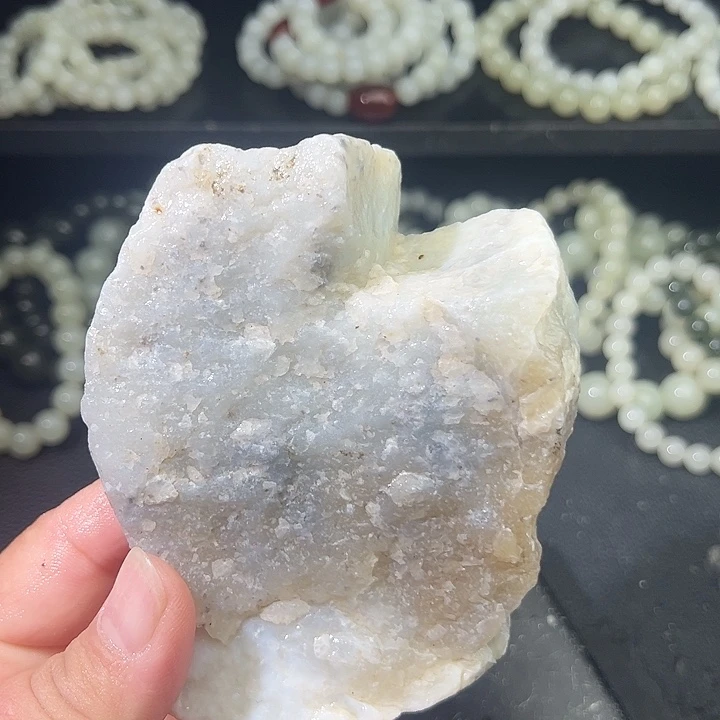 和田玉（糖玉）未镶嵌车挂