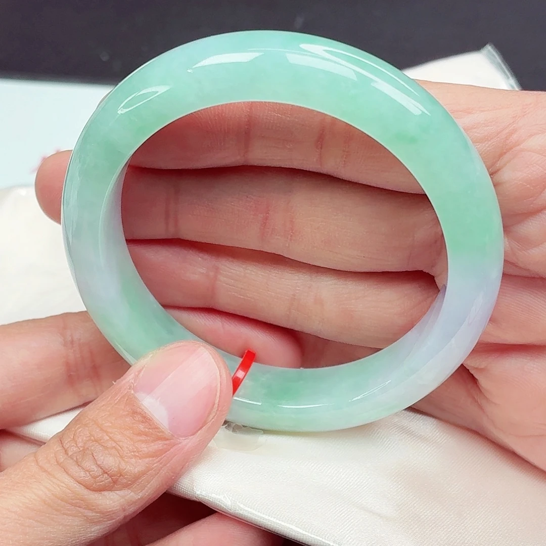 翡翠未镶嵌手镯57.5圈