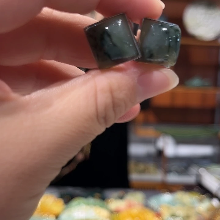 未镶嵌岫玉毛衣链