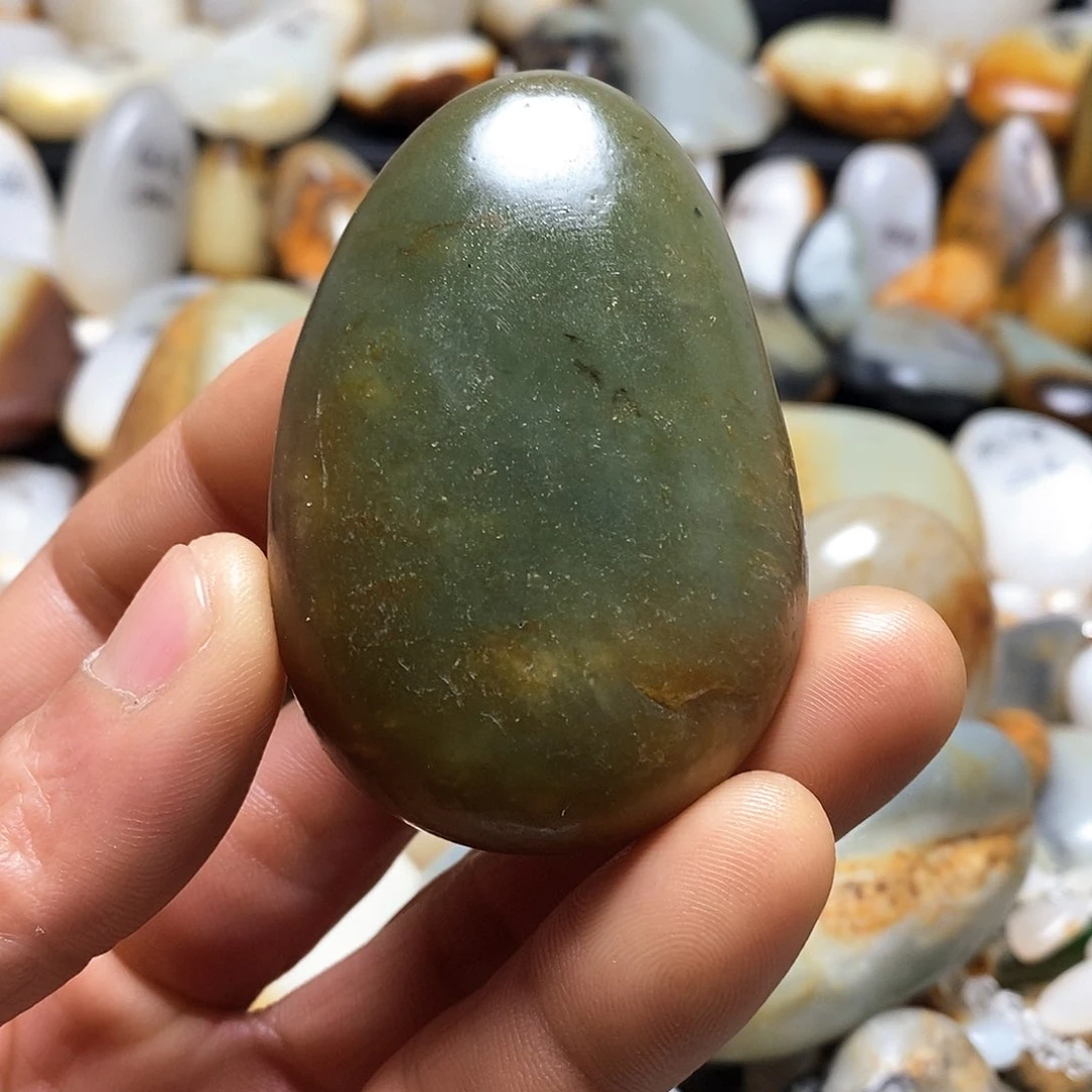 和田玉颈饰未镶嵌手把件原石