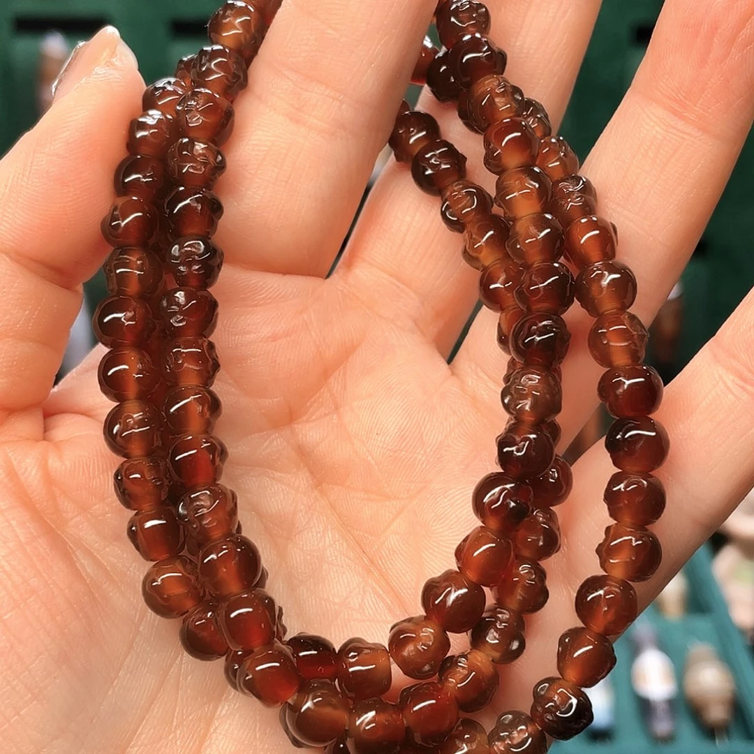 沁***园玛瑙/玉髓未镶嵌珠宝半成品