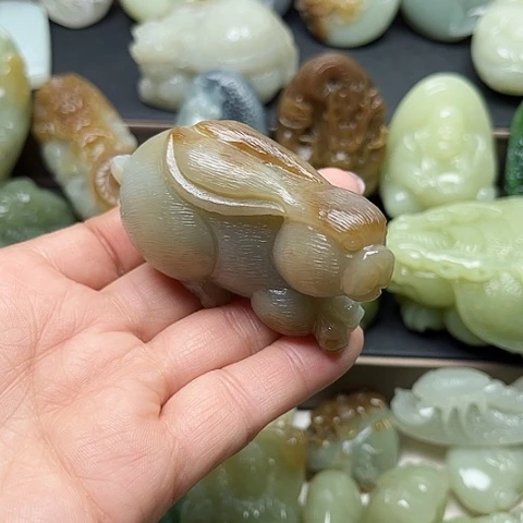 颈饰未镶嵌和田玉u****9