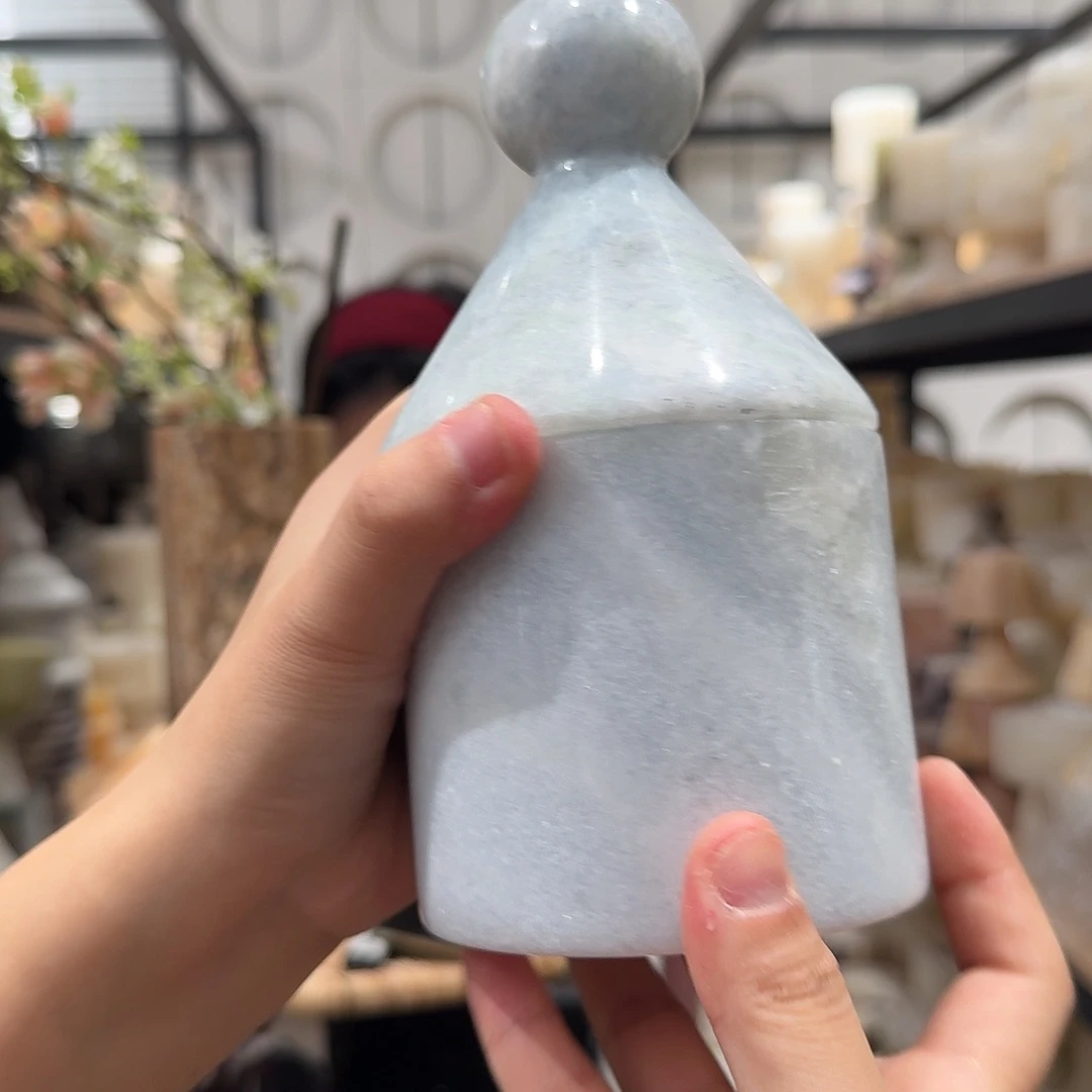 大理石。     h145。   心。