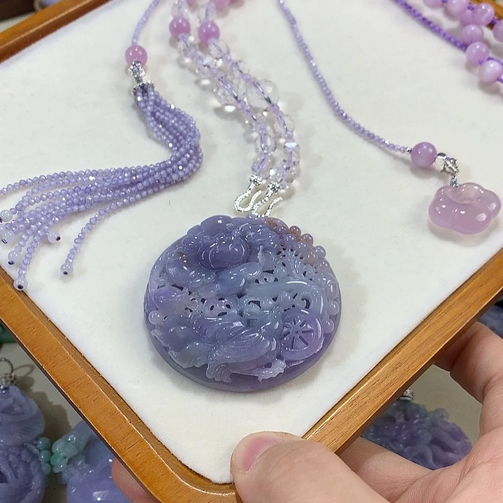 翡翠未镶嵌颈饰翡翠吊坠