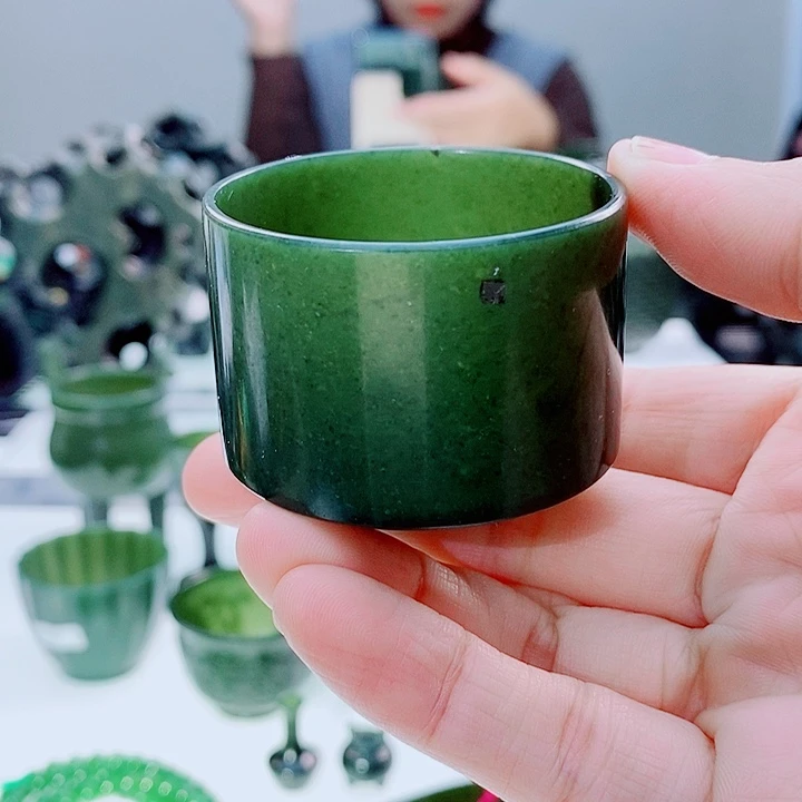 和田玉（青玉）未镶嵌把件