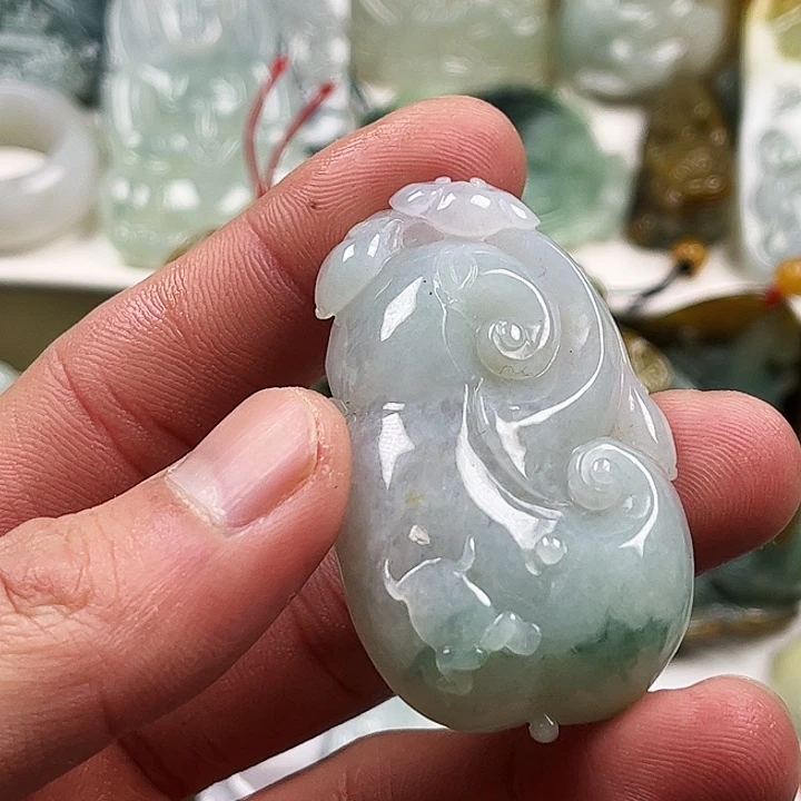 定制翡翠未镶嵌翡翠
