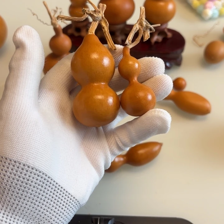 小***9天然手捻老皮葫芦
