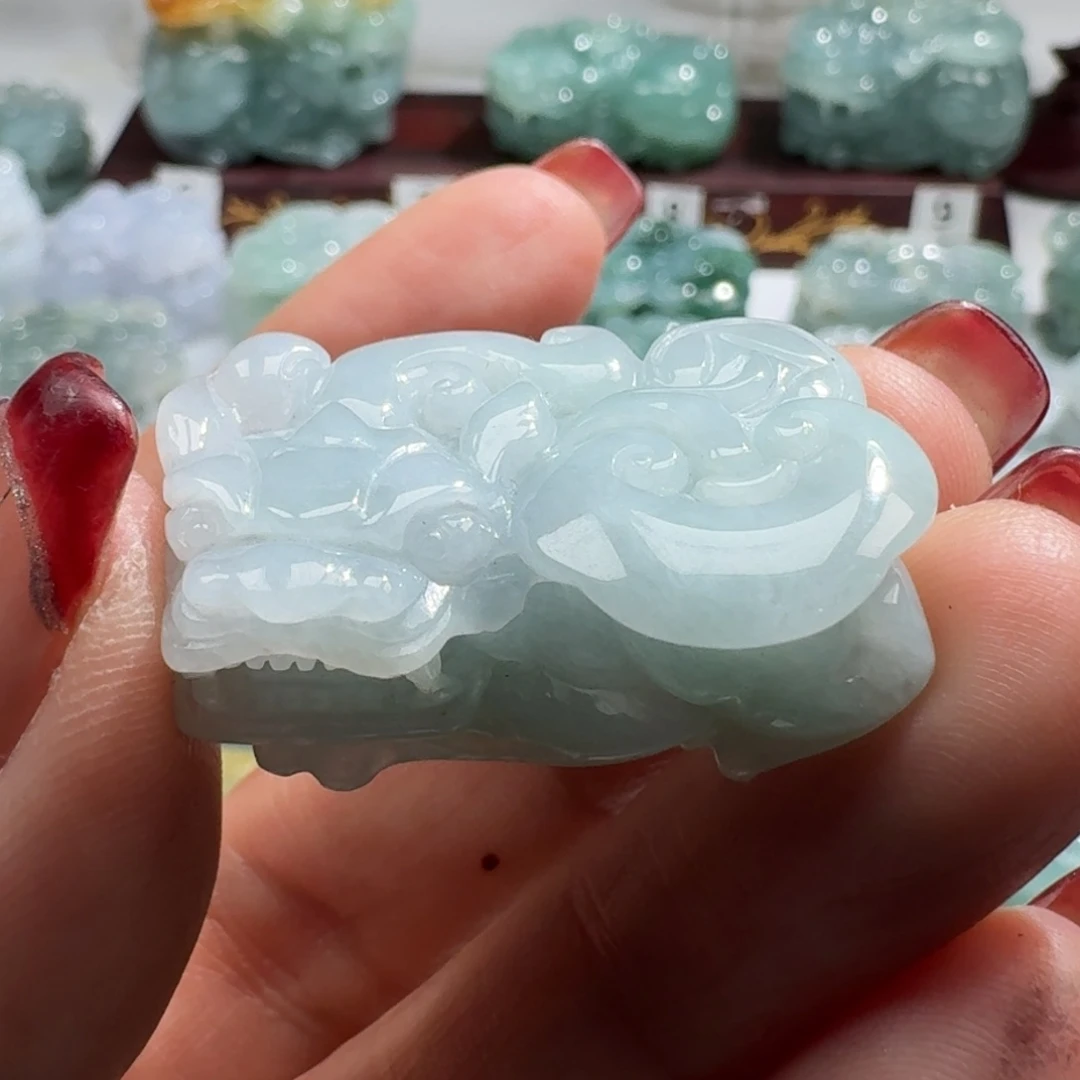 定制翡翠未镶嵌貔貅