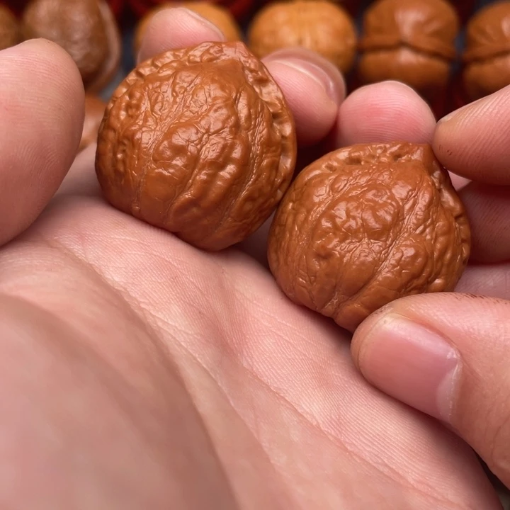 把件文玩核桃水晶官帽